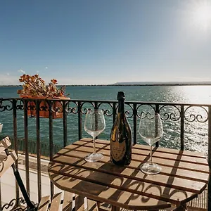  Apartment Vacanze Vista Mare Italy