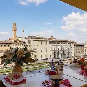 Ponte Vecchio Terrace Apartment